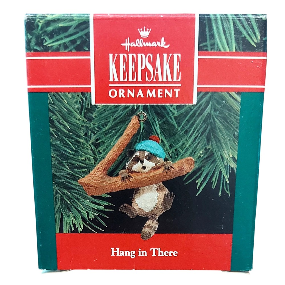 Vintage 1990 Hallmark Keepsake Ornament Hang in There Raccoon Beanie QX471-3
